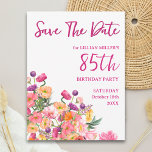Cartão Postal De Anúncio Floral 85th Birthday Save the Date - Elegant<br><div class="desc">Celebrate a fun milestone in style with this elegant 85th birthday Save the Date postcard. Featuring a pink script number and modern typography with a soft watercolor floral bouquet accent, it’s the perfect way to give guests an early heads-up for the celebration. Personalise the name, date, and party details -...</div>