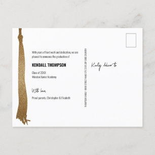 Cartão Postal De Anúncio Foto da graduação da Classe 2024 do Tassel Dourado