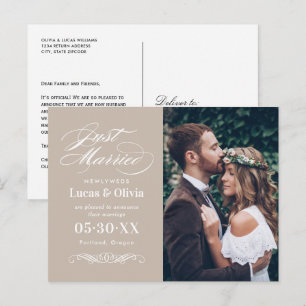 Cartão Postal De Anúncio Foto de Casamento Elegante de Beige do recem casad