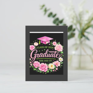 Cartão Postal De Anúncio Graduada da Turma de 2026 Ela Conseguiu Rosa Flora
