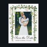 Cartão Postal De Anúncio Imagem Verde Botânica Elegante Salvar A Data<br><div class="desc">Moderno Elegante,  Botânico,  Folhas Verde De Eucalipto,  Moldura De Madeira,  Salve O Cartão-Postal De Foto Do Noivado De Data</div>