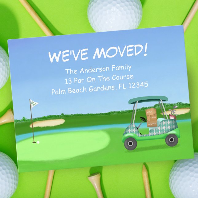 Cartão Postal De Anúncio Nós Movemos Carrinho de Golfe Com Caixas de Mudanç (Tee up for this fun moving announcement that features a golf cart with moving boxes. )