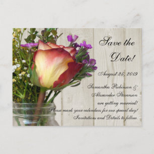 Cartão Postal De Anúncio Pote de Mason com Rosa e Flores Silvestres