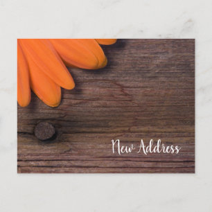 Cartão Postal De Anúncio Rustic Orange Daisy and Barn Wood Novo Endereço