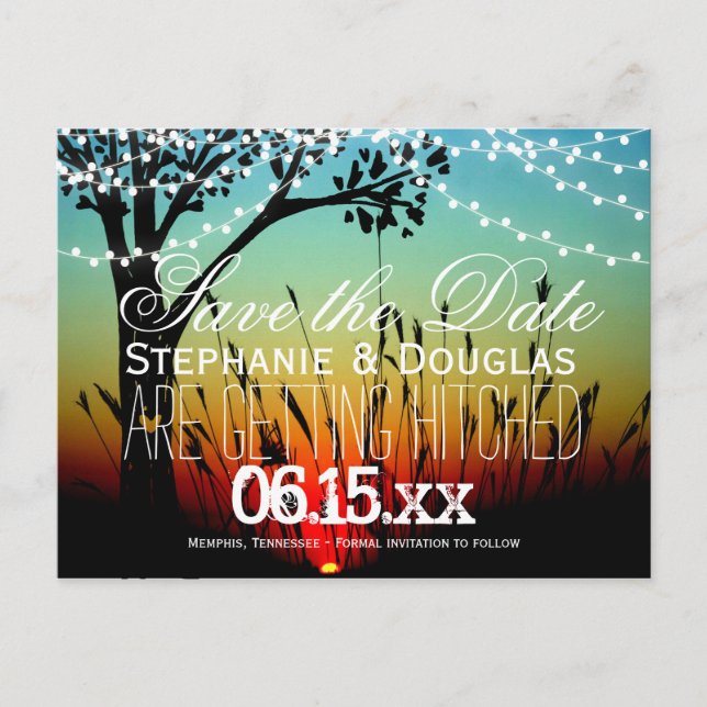 Cartão Postal De Anúncio Rustic String Lights Sunset Save Date Postcard (Frente)