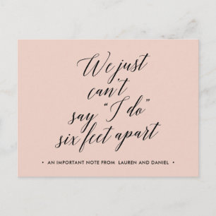 Cartão Postal De Anúncio Seis Pés Separados Mudança de Planos Adiada person