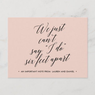 Cartão Postal De Anúncio Seis Pés Separados Mudança de Planos Adiada person