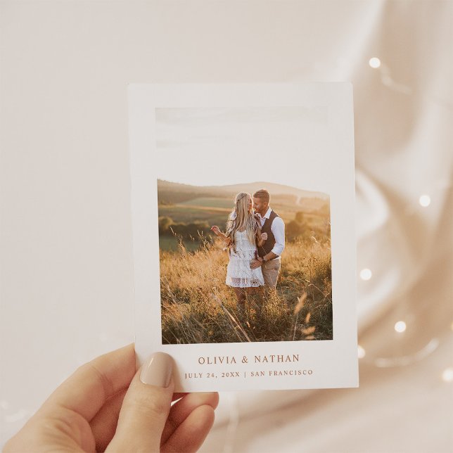 Cartão Postal De Anúncio Texto e Foto Elegante Simples | Boho Salvar a data (Criador carregado)