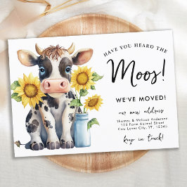 Cartão Postal De Anúncio Vaca Fofa Que Mudámos Novo Endereço País a Mover