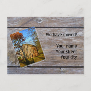 Cartão Postal De Anúncio We have moved (Wooden chapéu)