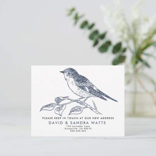 Cartão Postal De Anúncio We’ve Moved Postcard – Elegant Bird Illustration (Em pé/Frente)