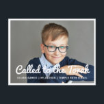Cartão Postal De Convite Bar Mitzvah ligou para a foto moderna Torah<br><div class="desc">Design é composto por tipografia sans serif e por tipografia cursiva de escrita lúdica sobre um fundo simples. Adicione uma foto horizontal personalizada.

Disponível aqui:
http://www.zazzle.com/store/selectpartysupplies</div>