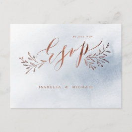 Cartão Postal De Convite Caligrafia azul Dusty Casamento Florestal RSVP