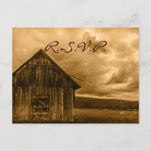 Cartão Postal De Convite casamento velho do celeiro da fazenda rústica do