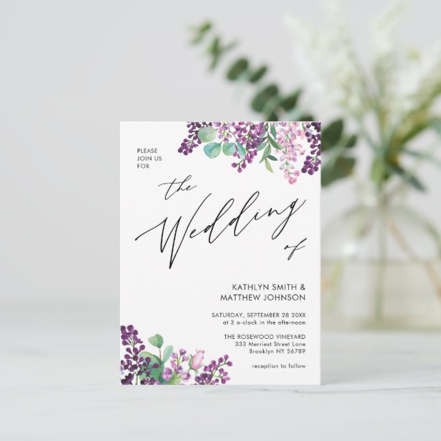 Cartão Postal De Convite Código QR Tudo Em Um Casamento Floral Lilac Roxo (Em pé/Frente)
