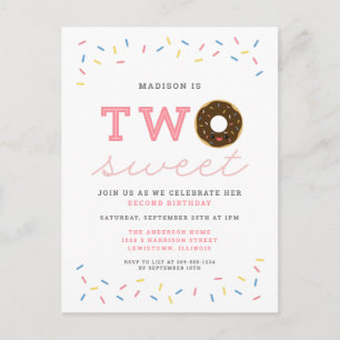 Cartão Postal De Convite Duas Rosquinhas doces e segundo aniversário rosa a
