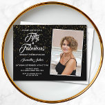 Cartão Postal De Convite Elegante 50 e Fabuloso Brilho Dourado Foto<br><div class="desc">Convide familiares e amigos para uma festa de 50 anos com este convite elegante e sofisticado.
Ele apresenta brilho dourado em um fundo preto e tipografia estilosa.
Você pode facilmente substituir a foto por uma sua e personalizar os detalhes.</div>