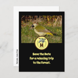 Cartão Postal De Convite Foto de Monograma de Pica-Pau Verde