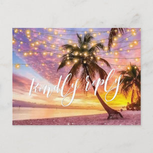 Cartão Postal De Convite Modern Sunset Beach e Stars Summer Wedding RSVP