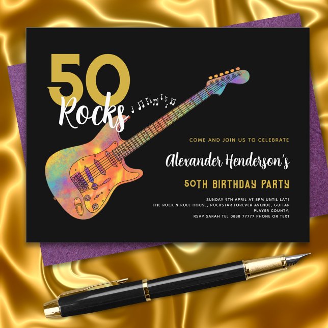 Cartão Postal De Convite Rock and Roll 50th Festa de aniversário 50 Rocks (50 rocks gold and black funky guitar music 50th birthday party invitation postcard)
