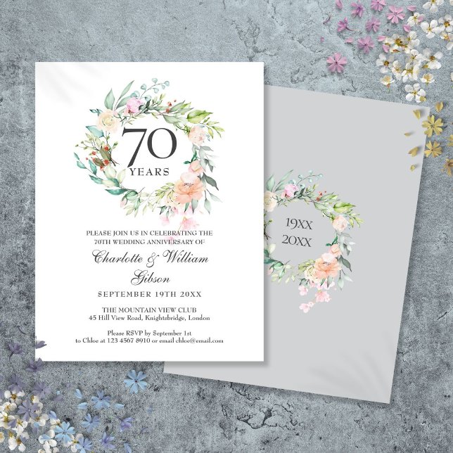 Cartão Postal De Convite Rosa Floral Garland 70 de Casamento (Roses Floral Garland 70th Wedding Anniversary Invitation Postcard)