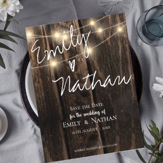 Cartão Postal De Convite Rustic Wood String Luz Casamento Salvar A Data