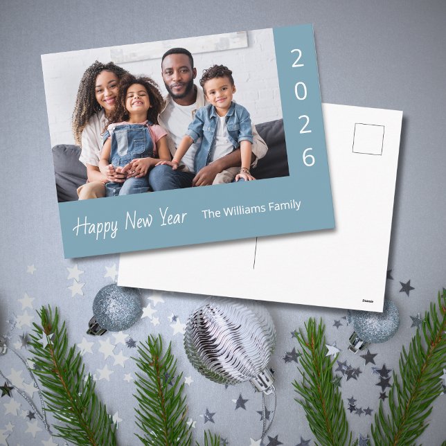 Cartão Postal De Festividades 2026 Modern Happy New Year Family Photo (Criador carregado)