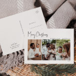 Cartão Postal De Festividades 3-Foto do Script de Natal Moderno<br><div class="desc">Este cartão postal de Natal moderno, com três fotografias, é perfeito para o seu chique minimalista de cartões de natal preto e branco. A caligrafia manuscrita branca é delicada e rústica enquanto permanece elegante e elegante. A design reflete um simples dia de inverno todo-branco e evoca memórias de uma vida...</div>