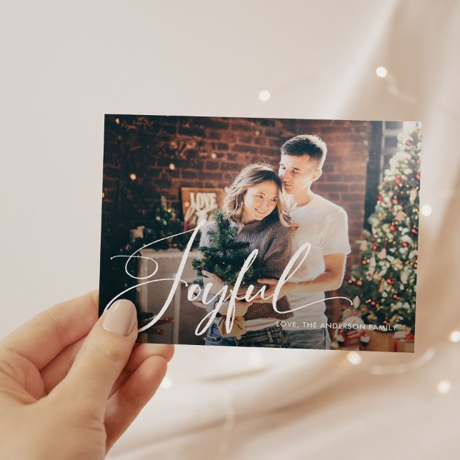 Cartão Postal De Festividades Alegria | Script Elegante e Natal de Foto (A beautiful holiday postcard with your favorite personal photo and elegant calligraphy)