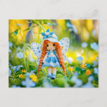 Boneca de Crochê com Chapéu e Flores Azuis