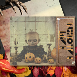 Cartão Postal De Festividades Boneca Estranha e Assustadora de Halloween