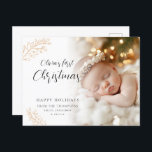 Cartão Postal De Festividades Caligrafia do Primeiro Natal Deixa Foto<br><div class="desc">A Caligrafia Do Primeiro Natal Deixa Foto. Uma design totalmente personalizável especialmente para celebrar o primeiro Natal do seu bebê num cartão-postal prático. Um belo roteiro de caligrafia para o nome do seu bebê e Primeiro Natal. Personalize facilmente todo o texto e substitua a foto do exemplo por sua. Uma...</div>