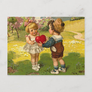 Cartão Postal De Festividades Cartão - coração da menina de Little Boy do amo