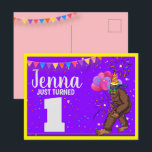 Cartão Postal De Festividades Cartão de aniversário de criança bonitinho de pé g<br><div class="desc">Um convite de aniversário personalizado com um tema de pé grande é uma maneira única e excitante de convidar amigos e familiares para uma celebração de aniversário. O cartão pode ser projetado com um tema safari ou selva, com uma ilustração fofa e lúdica do pé patudo cercado por balões coloridos...</div>