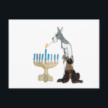 Cartão Postal De Festividades Cartão de Hanukkah - de Chanukah<br><div class="desc">nenhuma realmente lá saia é tipo de por muito tempo e se se aproxima a uma vela ela vai. FOOSSHHHH!!!!  olhe então como chihuahuas. MAS CONTUDO!  ESTES DOIS ESTÃO DESEJANDO-LHE PRECÀRIA UM FESTIVAL ABENÇOADO E FELIZ DAS LUZES.</div>
