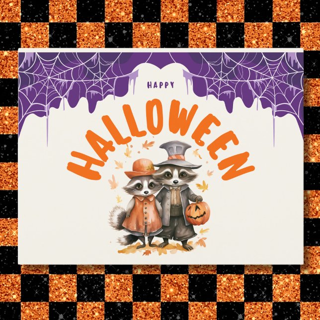 Cartão Postal De Festividades Casal Whimssic Happy Halloween Raccoon (Criador carregado)