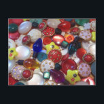 Cartão Postal De Festividades Colagem animador do botão do Natal<br><div class="desc">Uma colagem do botão encheu-se com os botões sewing do Natal animador. Uma variedade bonita do Natal colore incluir botões da novidade tais como ampolas das estrelas e de árvore de Natal.</div>