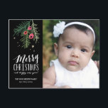 Cartão Postal De Festividades Coleção de Berry de feliz<br><div class="desc">Cartão de férias moderno,  com folhagem desenhada à mão e winterberry.</div>