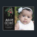 Cartão Postal De Festividades Coleção de Berry de feliz<br><div class="desc">Cartão de férias moderno,  com folhagem desenhada à mão e winterberry.</div>