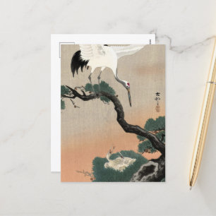 Cartão Postal De Festividades Crane Japonesa na Ramificação do Pino por Ohara Ko