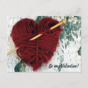 Cartão Postal De Festividades Cute wool heart with knitting needle photograph