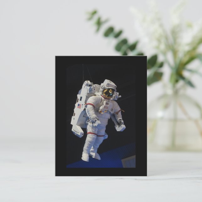 Cartão Postal De Festividades Espaço Astronauta da Nasa (Em pé/Frente)