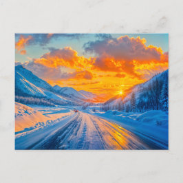 Cartão Postal De Festividades Estradas ao pôr do sol no inverno através das mont