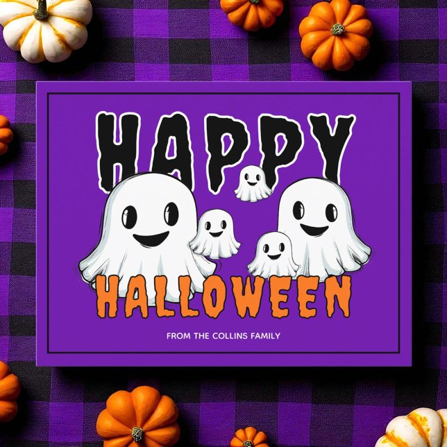 Cartão Postal De Festividades Família Fantasma Bonita Retrorropla Feliz Hallowee (Purple Family Name Cute Ghost Retro Orange Happy Halloween Holiday Postcard)