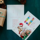 Cartão Postal De Festividades Feliz Colorida e Foto Brilhante<br><div class="desc">Capturar a alegria e a magia da época de férias com esta feliz única e festiva, colorida e um cartão-postal fotográfico brilhante. Seu design simples, porém divertido, apresenta uma paleta colorida do arco-íris de vermelho, verde, amarelo, azul, laranja e rosa, criando uma atmosfera vibrante e alegre. A abordagem criativa e...</div>