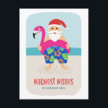 Cartão Postal De Festividades Feliz Funny Tropical Beach Papai noel Natal em jul<br><div class="desc">Este cartão postal ilustrativo apresenta Papais noeis tropicais desenhados à mão, vestindo troncos coloridos de natação e um brilhante flutuador de piscina fuchsia flamingo! O fundo inclui o oceano e uma praia arenosa. Fácil de personalizar com seu próprio texto na frente e atrás! Mande sorrisos nesta época de Natal ou...</div>
