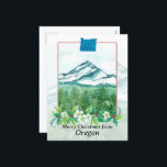 Cartão Postal De Festividades Feliz Natal de Oregon Mt Hood Winter Snow<br><div class="desc">Feliz Natal de Oregon com uma ilustração aquática de uma montanha de neve inspirada no Monte Hood com floresta verde realçada com uma terra de rosas de inverno, bagas e pinus com forma estadual pintada com aquarela. Excelente modo de enviar desejos de feriado para amigos, familiares, amigos canetas, clientes ou...</div>