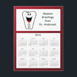 Cartão Postal De Festividades Feriados Felizes dos Dentes do Calendário de 2016<br><div class="desc">Este cartão postal de 2016 bonito mostra uma foto de um dente feliz,  e é uma forma perfeita para um dentista desejar feriados felizes para todos os seus pacientes!</div>