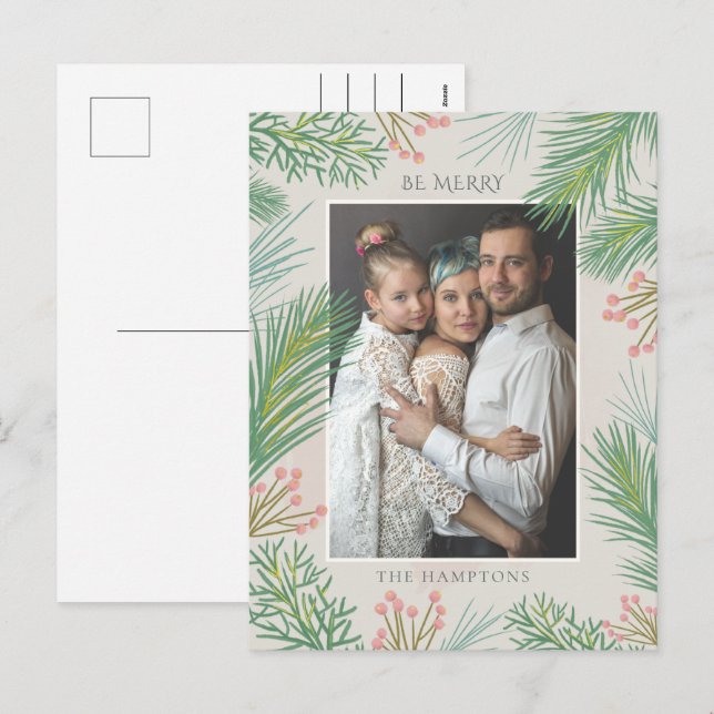 Cartão Postal De Festividades Foto de Blush Forest Pine Holly Berry (Frente/Verso)