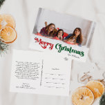 Cartão Postal De Festividades Foto de Cheio de Natal Simples Clássico<br><div class="desc">Celebre a temporada com este simples e único e clássico cartão postal de cheio de Natal Merry, com um toque de charme vintage. A design minimalista apresenta uma elegante paleta de cores vermelha e verde, evocando o espírito aconchegante do inverno. O seu apelo moderno e divertido, aliado à formulação tradicional,...</div>